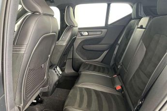 Volvo XC40 1.5 T3 [163] R DESIGN 5dr