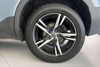Volvo XC40 1.5 T3 [163] R DESIGN 5dr