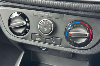 Hyundai i10 1.0 MPi SE Connect 5dr Auto