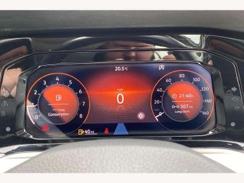 Volkswagen Golf 1.5 TSI Life 5dr