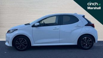 Toyota Yaris 1.5 Hybrid Design 5dr CVT