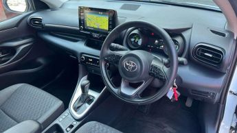 Toyota Yaris 1.5 Hybrid Design 5dr CVT