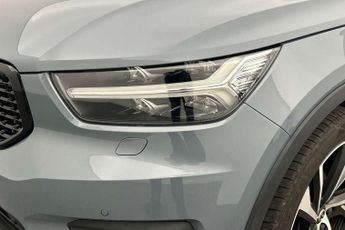 Volvo XC40 1.5 T3 [163] R DESIGN Pro 5dr