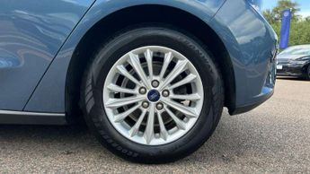 Ford Focus 1.0 EcoBoost 125 Titanium 5dr