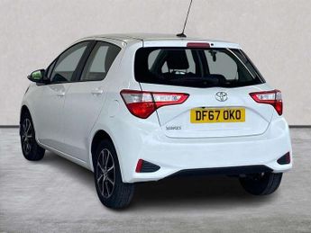 Toyota Yaris 1.5 VVT-i Icon Tech 5dr