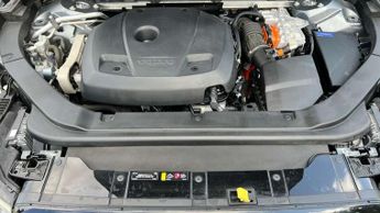 Volvo XC60 2.0 T8 Recharge PHEV R DESIGN Pro 5dr AWD Auto