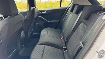 Ford Focus 1.0 EcoBoost Hybrid mHEV 155 Titanium 5dr Auto