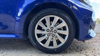 Toyota Yaris 1.5 Hybrid Icon 5dr CVT