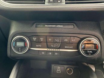 Ford Focus Active 1.0 EcoBoost Active Style 5dr
