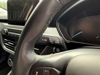 Ford Focus Active 1.0 EcoBoost Active Style 5dr