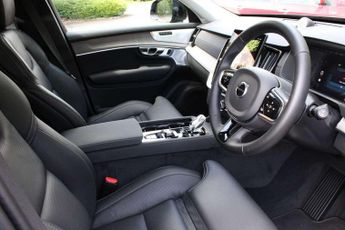 Volvo XC90 2.0 T8 PHEV Ultra Dark 5dr AWD Geartronic