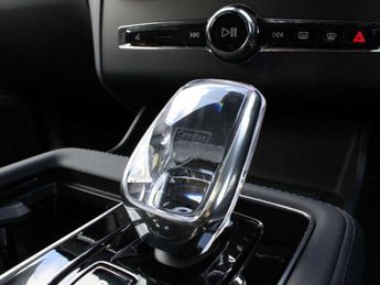 Volvo XC90 2.0 T8 PHEV Ultra Dark 5dr AWD Geartronic