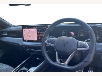 Volkswagen Passat Estate 1.5 eTSI R-Line 5dr DSG