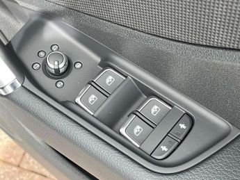 Audi Q2 30 TFSI S Line 5dr [Tech Pro]