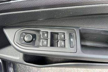 Volkswagen Golf 1.5 TSI Active 5dr