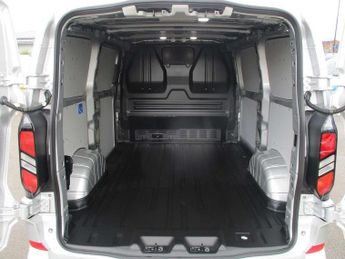 Ford Transit Custom 2.5 PHEV 232ps H1 Van Limited Auto