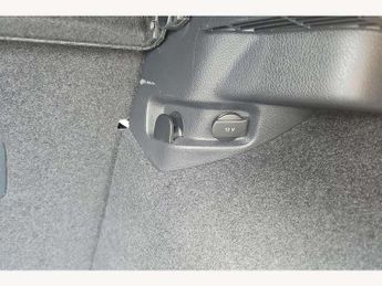 Volkswagen Golf 1.0 TSI 110 SE 5dr