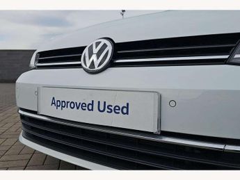 Volkswagen Golf 1.0 TSI 110 SE 5dr