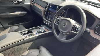 Volvo XC60 2.0 B5P Ultimate Dark 5dr AWD Geartronic