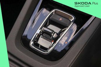 Skoda Octavia Estate 1.4 TSI iV SE Technology DSG 5dr