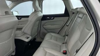 Volvo XC60 2.0 B5P [250] Momentum 5dr Geartronic
