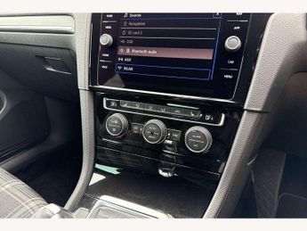 Volkswagen Golf 2.0 TDI 184 GTD 5dr DSG