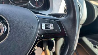 Volkswagen Up 1.0 90PS High Up 5dr