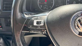 Volkswagen Transporter 2.0 TDI BMT 204 Highline Van DSG