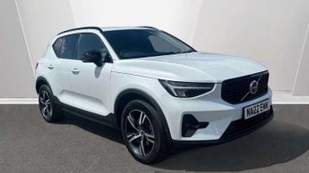 Volvo XC40 2.0 B4P Plus Dark 5dr AWD Auto