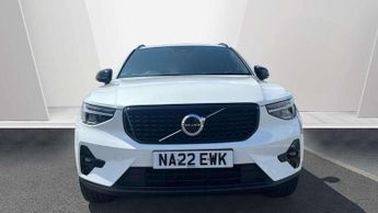 Volvo XC40 2.0 B4P Plus Dark 5dr AWD Auto