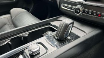 Volvo XC60 2.0 B5P [250] R DESIGN 5dr Geartronic