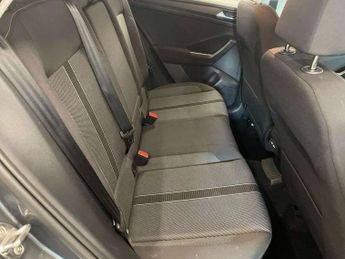 Volkswagen T-Roc 1.5 TSI Life 5dr DSG