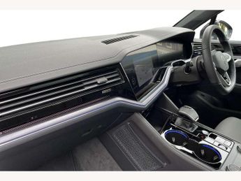 Volkswagen Touareg 3.0 V6 TDI 4Motion 286 Black Edition 5dr Tip Auto