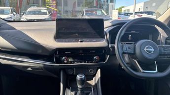 Nissan Qashqai 1.3 DiG-T MH N-Connecta 5dr