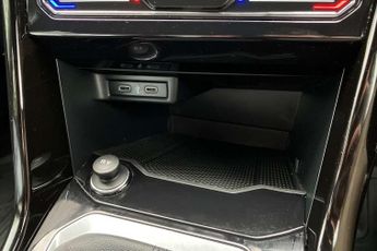 Volkswagen T-Roc 1.5 TSI R-Line 5dr DSG