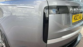 Land Rover Range Rover 3.0 D300 Autobiography 4dr Auto