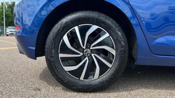 Volkswagen Polo 1.0 Life 5dr