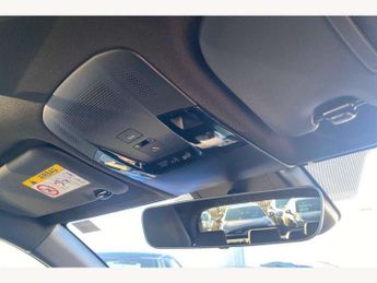 Lexus Lbx 1.5 Premium 5dr E-CVT