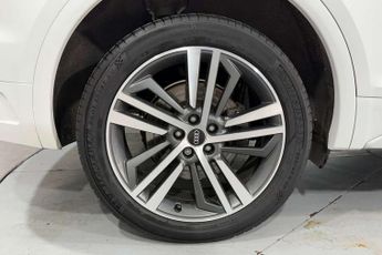 Audi Q5 55 TFSI e Quattro Competition 5dr S Tronic