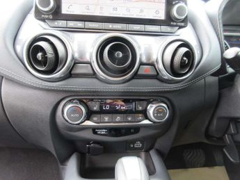 Nissan Juke 1.0 DiG-T 114 Tekna 5dr DCT