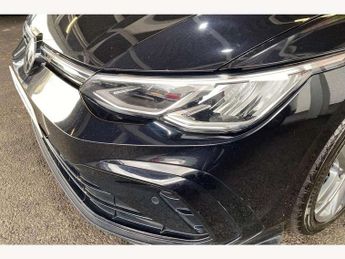 Volkswagen Golf 1.5 TSI 150 R-Line 5dr