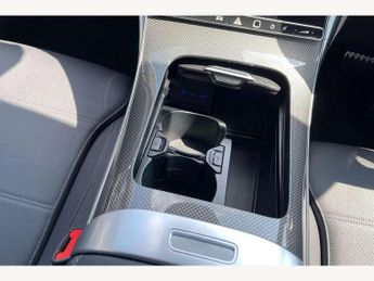 Mercedes-Benz C-Class C200 AMG Line Premium Plus 4dr 9G-Tronic