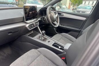SEAT Leon 1.5 TSI 150 FR Black Edition 5dr [DAP]