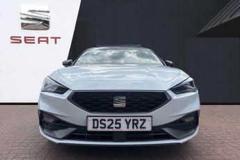 SEAT Leon 1.5 TSI 150 FR Black Edition 5dr [DAP]