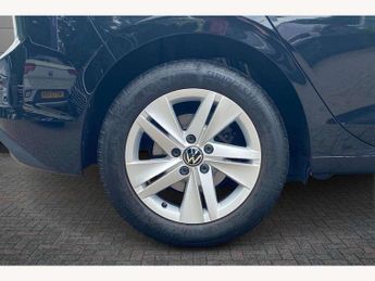 Volkswagen Golf 1.5 TSI Life 5dr