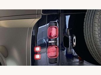 Land Rover Defender 3.0 D250 Hard Top X-Dynamic SE Auto [3 Seat]