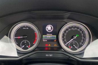 Skoda Superb 2.0 TSI Laurin + Klement 5dr DSG