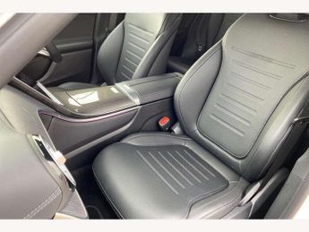 Mercedes-Benz GLC GLC 300 4Matic AMG Line Premium 5dr 9G-Tronic