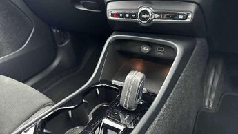 Volvo XC40 2.0 B4P R DESIGN 5dr Auto