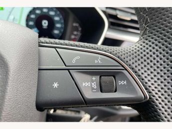 Audi Q3 35 TFSI S Line 5dr S Tronic [Leather]